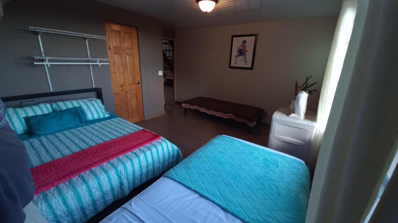Toucan Place Hostel *